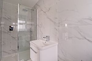 En-Suite- click for photo gallery